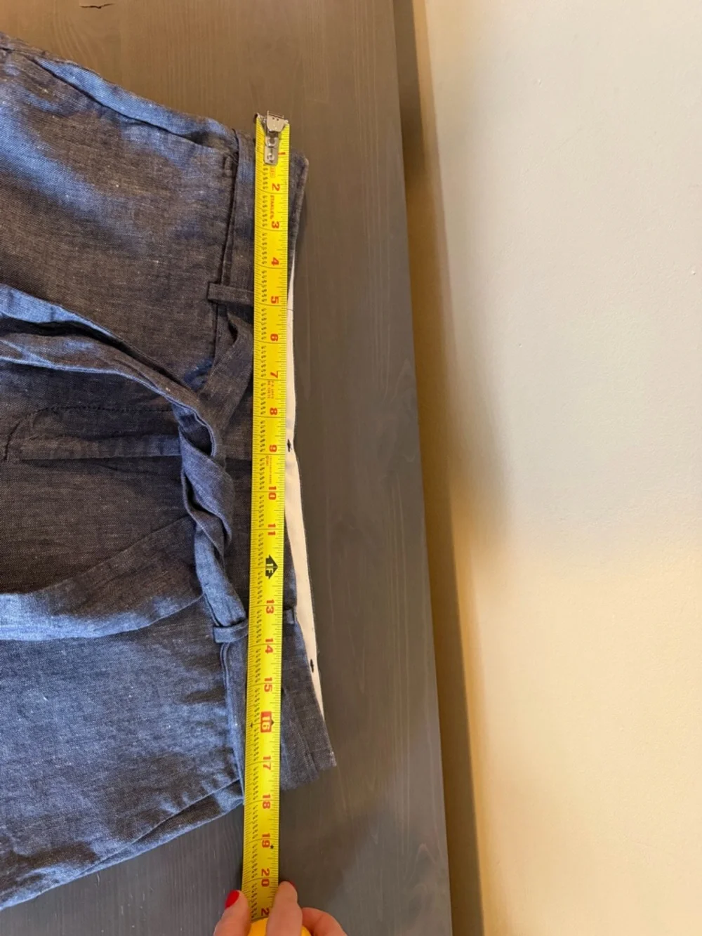 Ann Taylor Linen Chambray Tie-Waist Cropped Straight-Leg Pants - Picture 7 of 8
